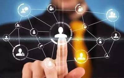 民營經(jīng)濟通訊專題 小拇指智慧汽車服務(wù)——互聯(lián)網(wǎng)信息服務(wù)的新標桿